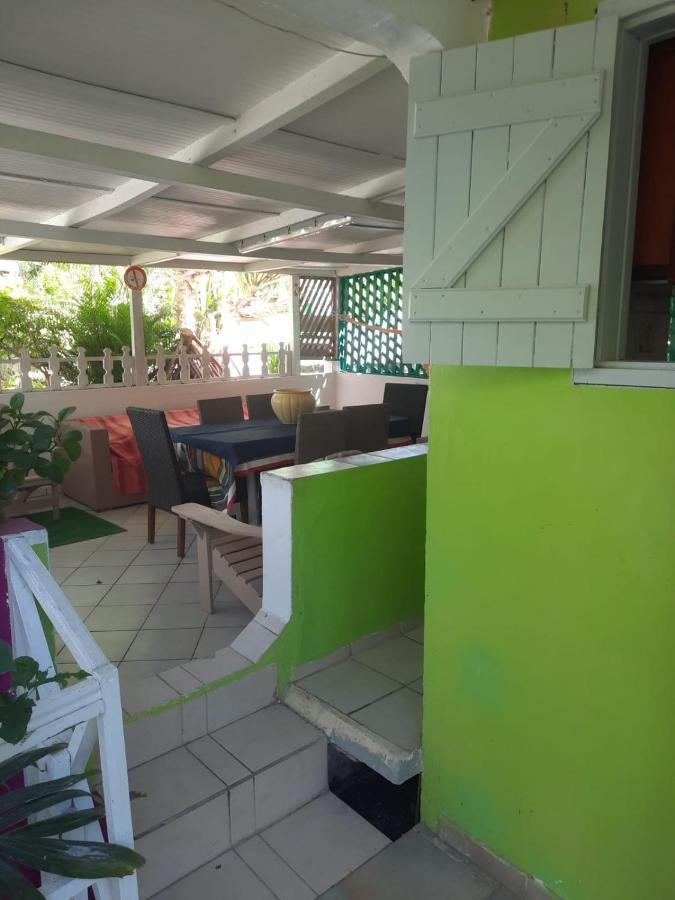 Ferienwohnung Le Jardin De Massieux Bouillante Exterior foto